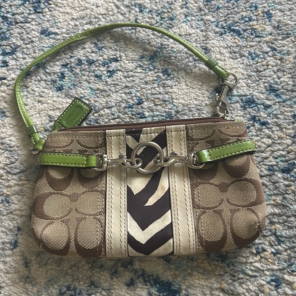 Wristlet